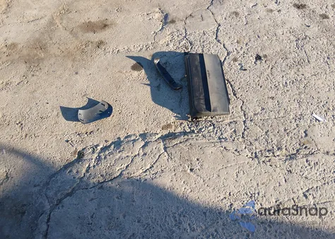 1999 Porsche 911 Carrera/Carrera 4 z USA, uszkodzony, nr VIN WP0CA2996XS656337